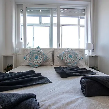 Com Conforto Na Lapa, Oporto