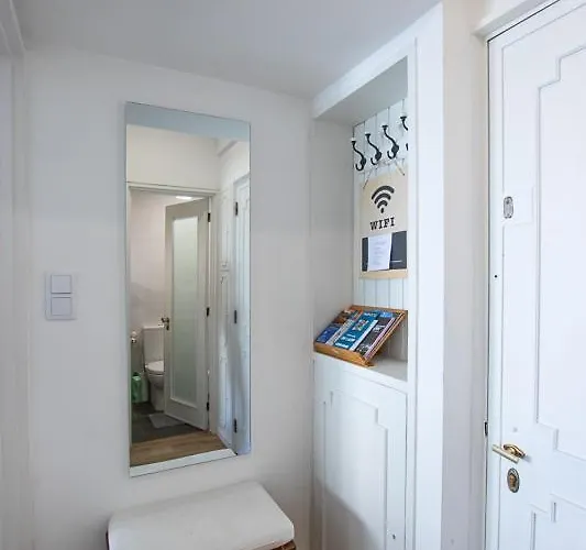 Com Conforto Na Lapa, Apartment Porto